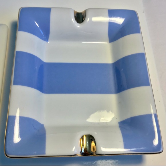 Pair of Parisian Ashtrays Striped with Gold Trim - Picture 2 of 5